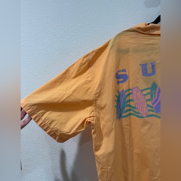 NWT QUIKSILVER X STRANGER THINGS THE MIKE SHORT SLEEVE SHIRT MOCK ORANGE Size L - Picture 10 of 16